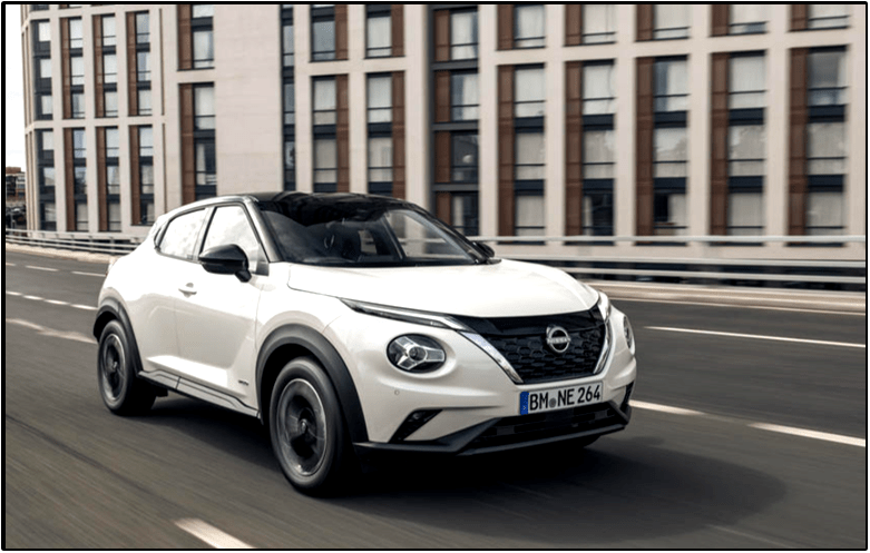 01 Nissan Juke Hybrid Model 2022