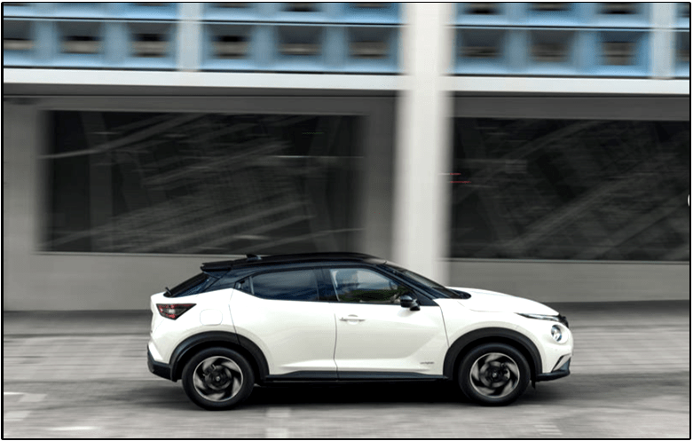 18 Nissan Juke Hybrid Model 2022 Pan