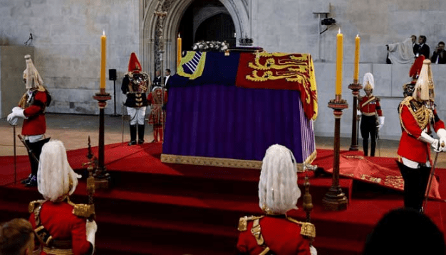 Thousands of Mourners Paying Respects to Queen Elizabeth II at Westminster Hall